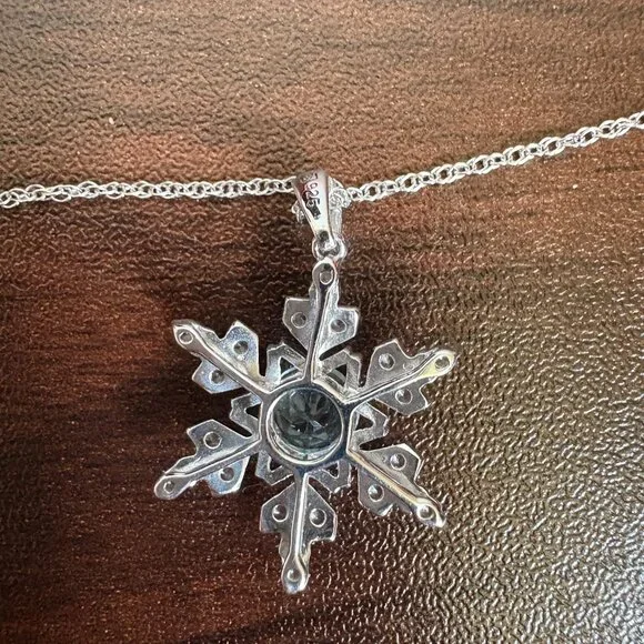 Snowflake Pendant 18" Necklace Simulated Blue & White Topaz 925 Sterling Silver - Picture 8 of 9